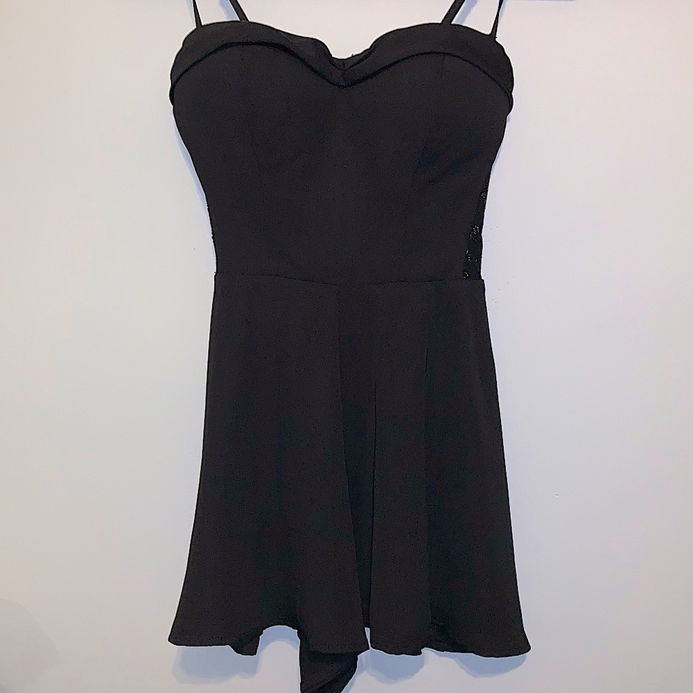 Guess Women’s Black Romper Size 0